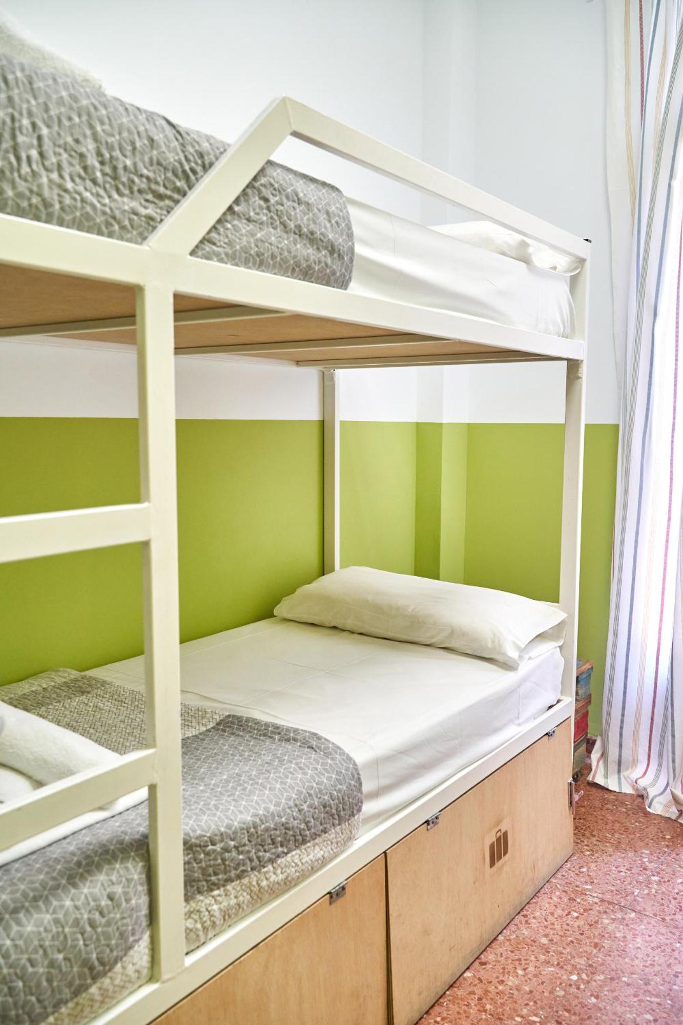Loft Hostal Group Льорет-де-Мар Экстерьер фото