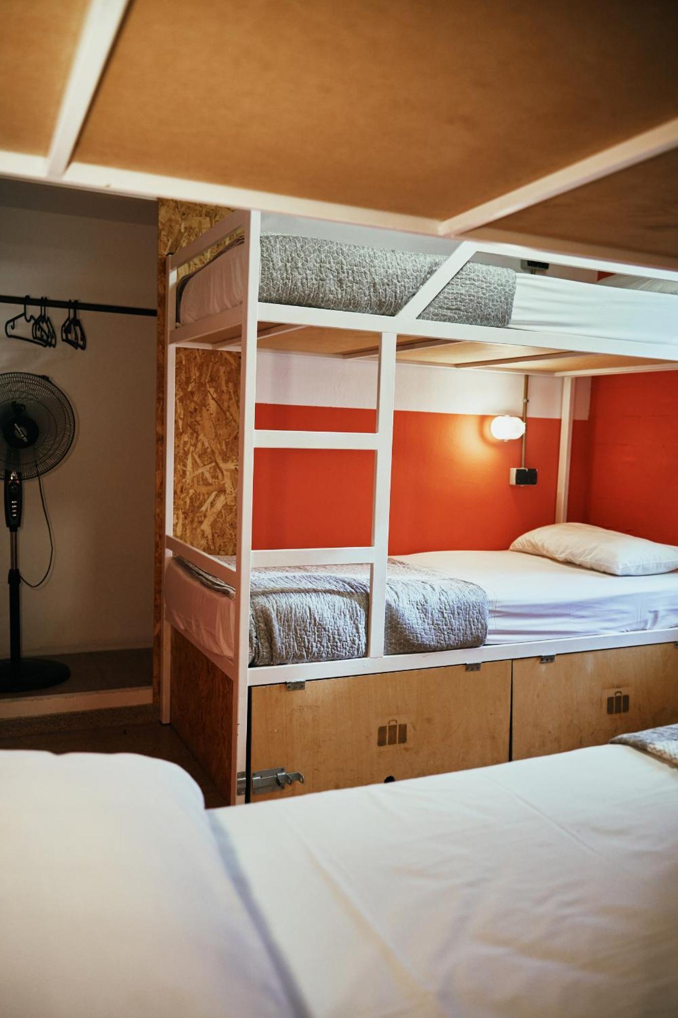 Loft Hostal Group Льорет-де-Мар Экстерьер фото